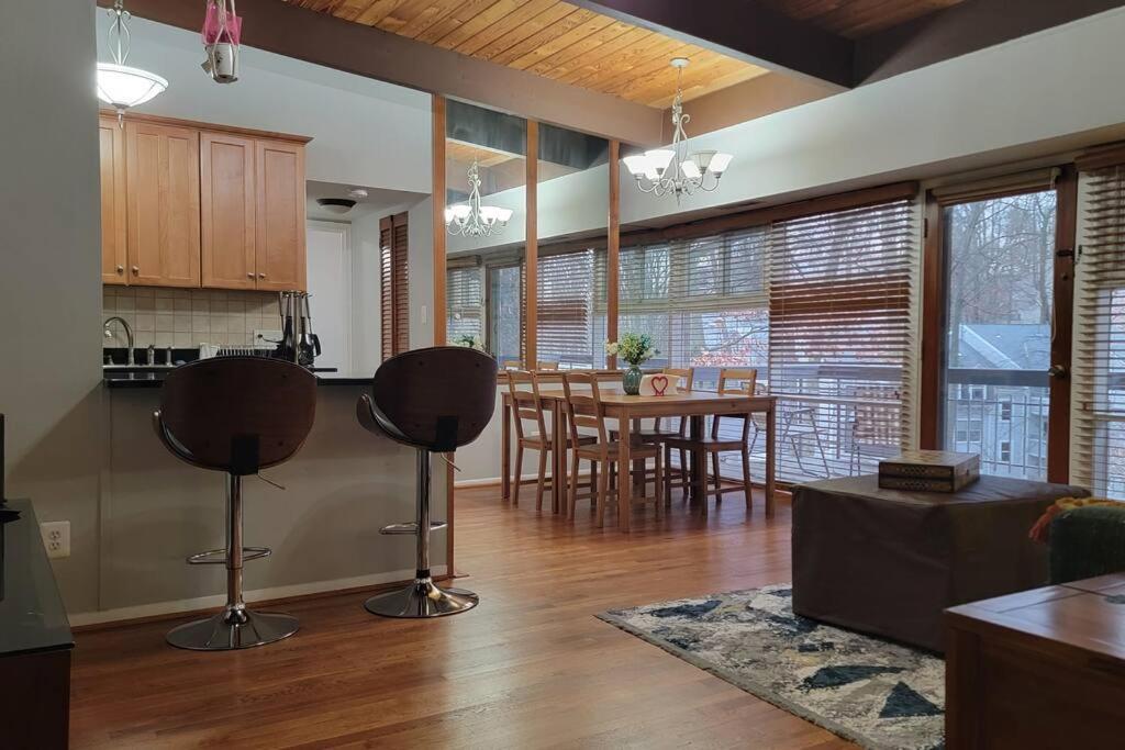 Entire One Bedroom Apartment アナンデール エクステリア 写真