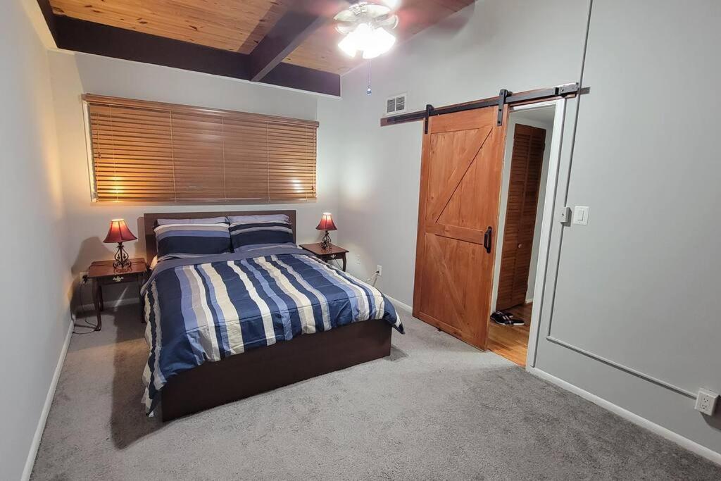 Entire One Bedroom Apartment アナンデール エクステリア 写真